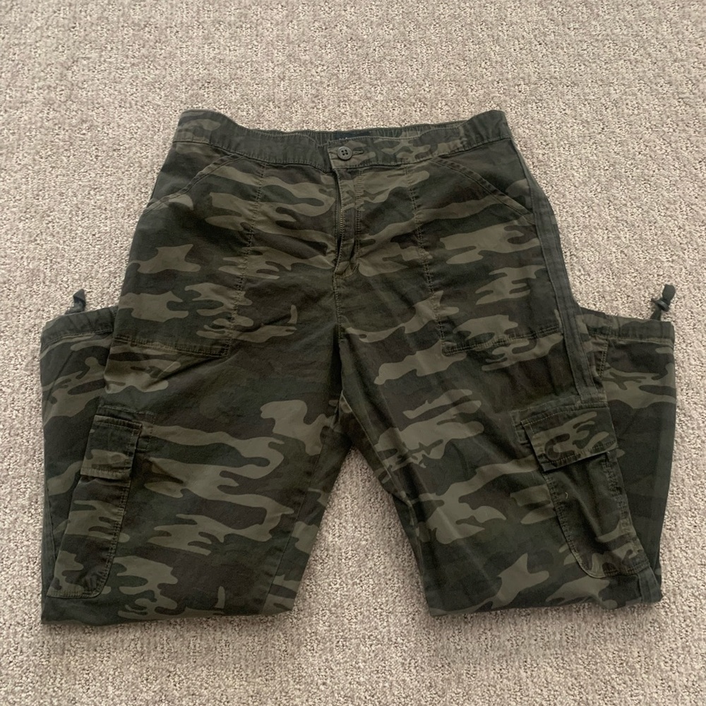 Sanctuary Camo Capri